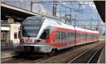 Die S4 23458 ab Sargans um 14.00Uhr nach St.Gallen mit SOB Flirt 526 045-0 verlässt soeben den Bahnhof Sargans.
