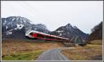 S4 23444 (St.Galler S-Bahn rund um den Säntis) auf der Linthbrücke zwischen Ziegelbrücke und Weesen.