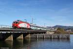 Re 446 mit VAE 2416 am 18.10.2014 bei Rapperswil.