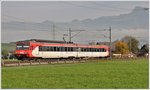 S27 mit RBDe 566 072 nach Ziegelbrücke bei Siebnen-Wangen.