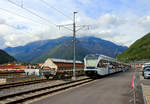 In Bellinzona steht der GTW 2/8 261 in den Farben von Thurbo. Daneben ein Kupplungswagen mit der für die Ueberfuhr des GTW notwendigen Kupplung. 4.Mai 2019  