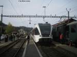 RABe 526 719-0 + 526 784-4 erreichen mit dem Extrazug 33851 am 12.10.08 Bauma.