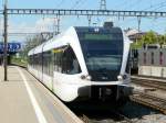 Thurbo/SBB - Triebzug RABe 2/8  526 776-0 bei der ausfahrt aus dem Bahnhof von Gossau am 08.05.2013