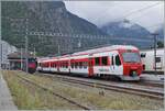 Ebenfalls in Martigny wartet auf der östlichen Seite das Bahnhofs der TMR /Region Alpes NINA RABe 525-039 auf seinen nächsten Einsatz nach Le Châble     12.