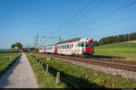 [Archiv] Am 17.09.2019 ist Tpf RBDe 567 173-0 unterwegs als RE von Bern nach Bulle und konnte hier bei Düdingen aufgenommen werden.