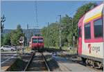 Auch wenn wenn weder der eine, noch de andere vollst�ndig zu sehen ist: in Le Pont kreuzen sich die beiden TRAVYS Domino. Das Bild entstand nach der Ausfahrt des Zuges nach Le Brassus beim nun freigegeben Zugang zum Zug nach Vallorbe.

21. Juli 2022
