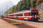 RVT: Hundert Jahrfeier der Regional du Val de Travers.
Der Jubiläumszug mit dem RABDe 4/4 105 in Chambrelien am 27. August 1983.
Foto: Walter Ruetsch 