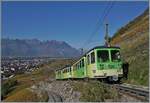Etwas später, oberhalb von Aigle konnte ich den A-L Regionalzug R70 340 auf der Fahrt von Aigle nach Leysin Grand Hôtel fotografieren, der mit dem Steuerwagen Bt 352 an der Spitze und dem schiebenden BDeh 4/4 auf dem steilen Zahnstangen Abschnitt an Höhe gewinnt. 

2. November 2024