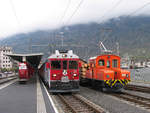 Auf Gleis 3 steht abfahrbereit R 1644 Berninabahn mit Abe 4/4 III Nr.