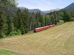 Zwischen Davos und Filisur ist stndlich dieser, aus 3 Wagen gebildete Pendelzug, unterwegs.