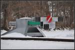 Das ist die neuste Ausfhrung eines Dreischienengleis-Prellbocks in Felsberg, geeignet fr die RhB Mittelpuffer, sowie die blichen Normalspurpuffer. (14.12.2012)