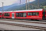 Blick auf AGZ-Wagen AB 5701 der Rhätischen Bahn (RhB), der im Bahnhof Landquart (CH) abgestellt ist.