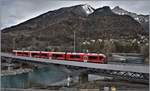 S1 1510 nach Schiers mit ABe 4/16 3101 überquert den Hinterrhein auf der neuen Brücke.