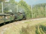 Der Dampfextrazug mit den beiden Loks G 4/5 107 und 108 zwischen Bonaduz und Reichenau/Tamins.Wann wird es wieder so eine Dampf Doppeltraktion mit den beiden G 4/5 107 und 108 geben? 16.09.07