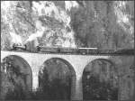 Dampfextrazug 9122 auf der schnsten Brcke der RhB, dem Landwasserviadukt. (20.02.2008)