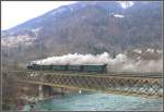 G 4/5 107  Albula  mit Dampfzug 2131 auf der Hinterrheinbrcke bei Reichenau-Tamins.