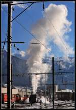 Reise im Dampfzug mit Cl Ferrovia und Linard Bardill ins Lichterland.
Die G 4/5 107  Albula  fhrt aus dem Depot Landquart an den Extrazug nach Valendas-Sagogn auf der Suche nach dem Adventslicht. (15.12.2012)