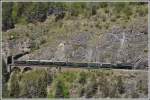 Der Muttertagsdampfextrazug mit der G 4/5 107  Albula  nach dem Zalainttunnel kurz vor dem Landwasserviadukt bei Filisur. (10.05.2015)