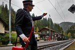 Et Voilà da steht sie die RhB G 3/4 11  Heidi  mit ihrem Sonderzug im Bahnhof Wiesen.Bild vom 14.10.2016