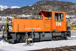 Tm 2/2 Nr 120 steht im Bahnhof von Samedan am27.2.26.