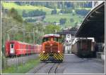 Gm 232 versieht den schmalspurigen Rangierdienst beim VOLG in Landquart Ried.