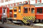 RhB - Tm 2/2 19 am 30.09.1990 in Pontresina - Rangiertraktor - bernahme: 19.05.1962 - RACO1631/CUMMINS - 69 KW - Gewicht 9,00t - Zuladung 2,00t - LP 5,06m - zulssige Geschwindigkeit