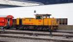 Gmf 242 vor dem Depot RhB in Landquart.(18.09.2006)
