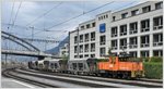 Ge 3/3 214 mit einigen Kieswagen am Haken in Chur. (15.09.2016)