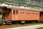 RhB - Xk 9034 am 23.09.1989 in Samedan - Montagewagen - 2-achsig mit 2 offenen Plattformen - Baujahr 1889 - SIG - Gewicht 8,00t - Ladegewicht 2,00t - LP 9,50 m - zulssige Geschwindigkeit 55 km/h -