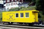 RhB - Xk 9061 am 02.09.1998 in Arosa - Mannschaftswagen (BM 9) Containeraufbau 2-achsig mit 1 offenen Plattform - Baujahr 1911 - SIG - Gewicht 8,70t - Ladegewicht 2,00t - LP 11,09 m - zulssige