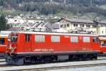 RhB - Ge 4/4I 608  MADRISA  am 16.10.2000 in SAMEDAN - STRECKEN-LOKOMOTIVE - bernahme 06.06.1953 - SLM4083/MFO/BBC - 1184 KW - Gewicht 48,00t - LP 12,10m - zulssige Geschwindigkeit 80 km/h.