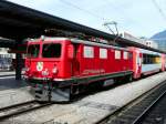 RhB - Ge 4/4  610 vor Glacier Express im Bahnhof Chur am 18.09.2012