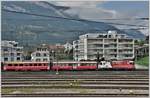 RE1744 mit Ge 4/4 II 633  Zuoz  mit dem B2303 fährt in Chur ein.