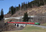 621 mit dem RE 1343 (Landquart-St.Moritz) bei Serneus Pagrüeg 31.3.19