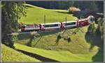 Glacier Express PE902 mit der Ge4/4 II 622  Arosa  oberhalb Bergün. (30.09.2019)