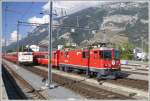 RE1237 kreuzt RE1133 bei der Einfahrt Chur Gbf. (28.09.2009)