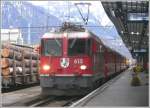 RE1253 nach Scuol/Tarasp mit Ge 4/4 II 615  Klosters  verlsst Landquart.