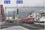 R1920 mit Ge 4/4 II 617  Ilanz  fhrt in Samedan ein.