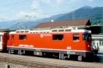 RhB - Ge 4/4II 613  DOMAT/EMS  am 19.08.1995 in LANDQUART - THYRISTOR-STRECKEN-LOKOMOTIVE - bernahme 31.07.1973 - SLM4886/BBC - 1700 KW - Gewicht 50,00t - LP 12,74m - zulssige Geschwindigkeit 90 km/h.
