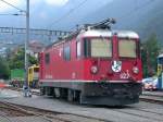 Ge 4/4 II 622  Arosa  bei einem Heimspiel auf der Arosabahn im Bahnhof Chur.(16.06.2004)