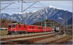RE1240 nach Disentis mit Ge 4/4 II 612  Thusis  bei Ems Werk.