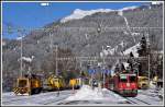 RE1229 nach Scuol-Tarasp fhrt in Klosters ein. (28.11.2013)