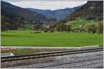 RE1252 nach Landquart zwischen Klosters Dorf und Saas mit der Sunnibergbrücke.