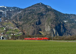 Ge 4/4 II 628 mit einem RE am 19.03.2016 bei Malans.