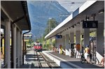 Endstation Scuol-Tarasp. R1930 mit Ge 4/4 II 627  Reichenau-Tamins  aus Pontresina fährt ein. (29.08.2016)