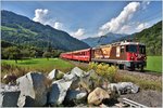 RE1253 nach Scuol-Tarasp mit Ge 4/4 II 620  Zernez  bei Jenaz. (02.09.2016)