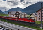 Ge 4/4 II 626  Malans  fährt mit dem R 1869 (S-chanf - St. Moritz), kurz vor dem Bahnhof Zouz vorüber.
Aufgenommen am 22.7.2016.