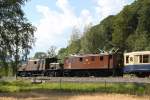 Jubiläum,125 Jahre RhB.Museumslok Ge6/6 I Nr.415(Krokodil)und Ge4/6 Nr.353 mit einem Pullmanzug nach Landquart,zwischen Grüsch und Malans.17.07.14