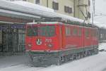 Ge 6/6 II 703 ( St Moritz ) wartet in Samedan auf neue Aufgaben (30.1.14)