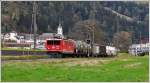 5135 mit Ge 6/6 II 705  Pontresina  zwischen Cazis und Thusis.